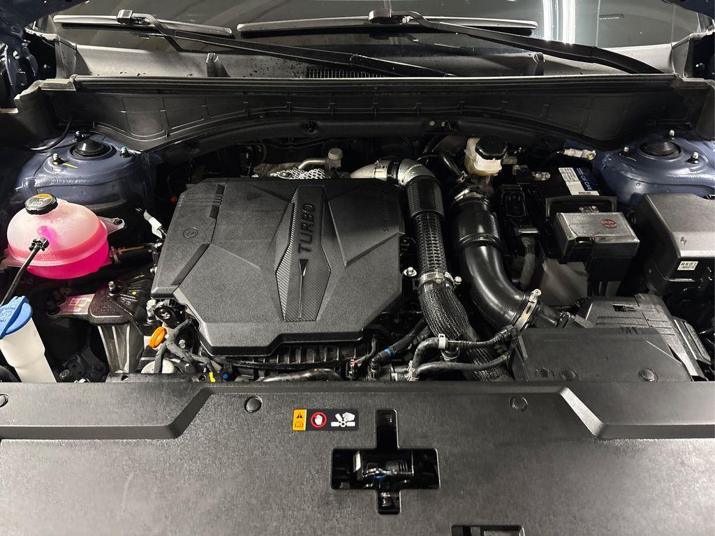 used 2025 Hyundai Santa Fe car, priced at $39,677