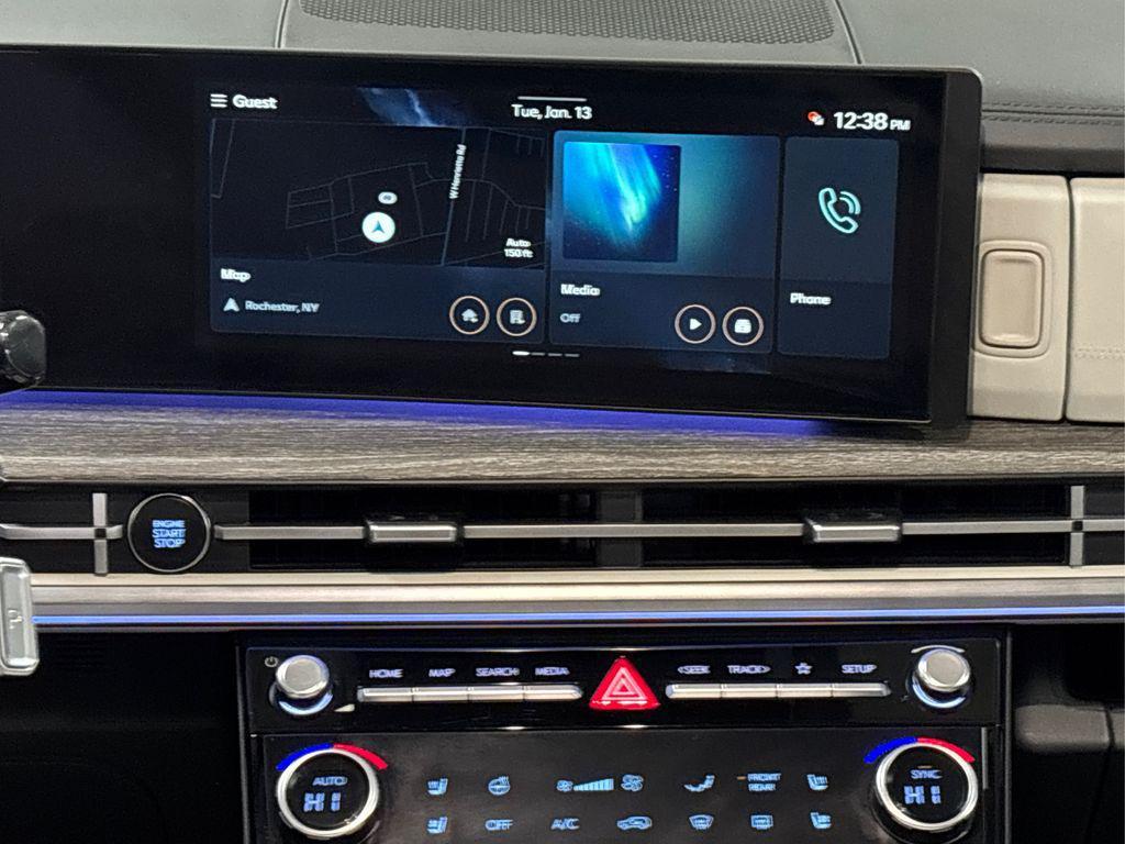 used 2025 Hyundai Santa Fe car, priced at $39,677