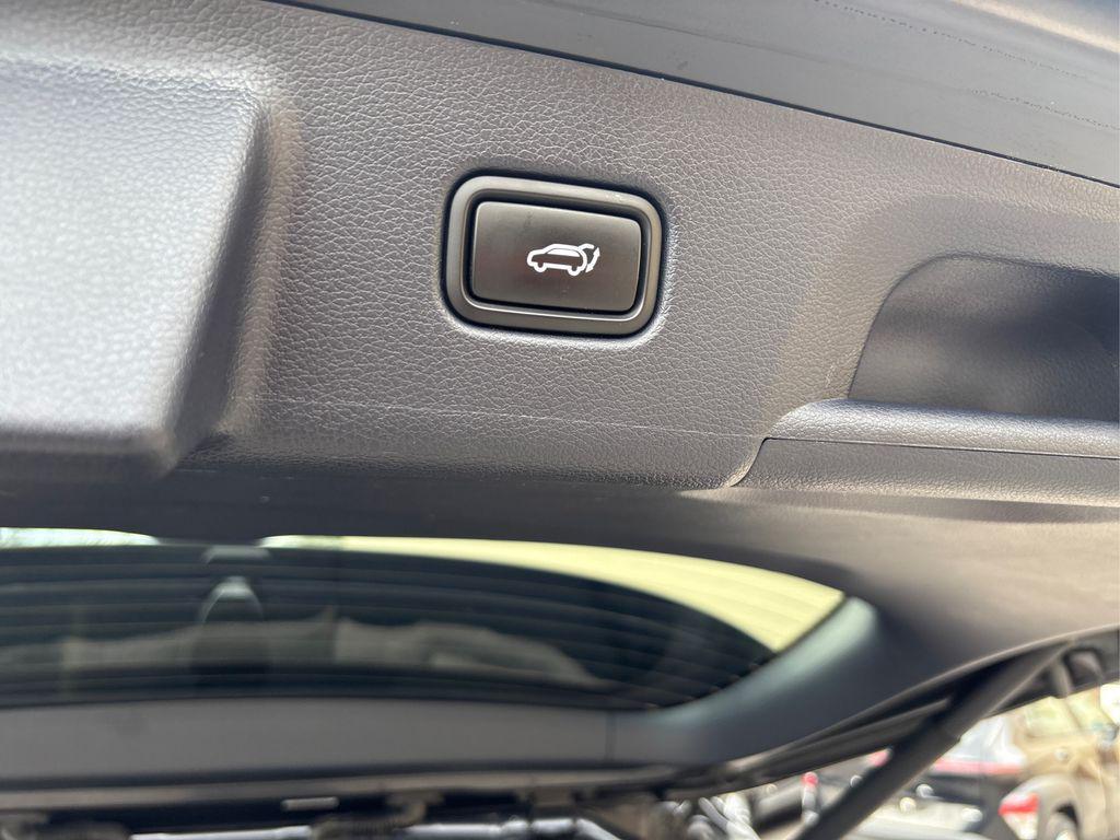 used 2024 Hyundai Palisade car, priced at $40,535