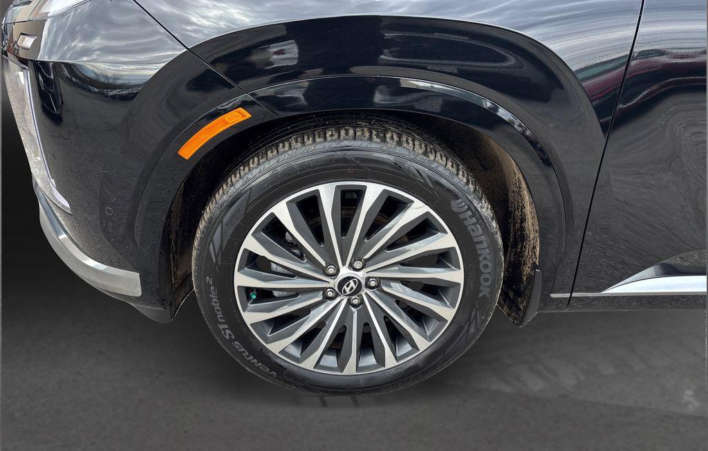 used 2024 Hyundai Palisade car, priced at $40,535