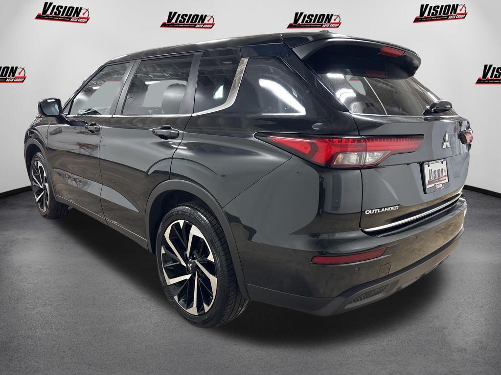 used 2022 Mitsubishi Outlander car, priced at $20,185