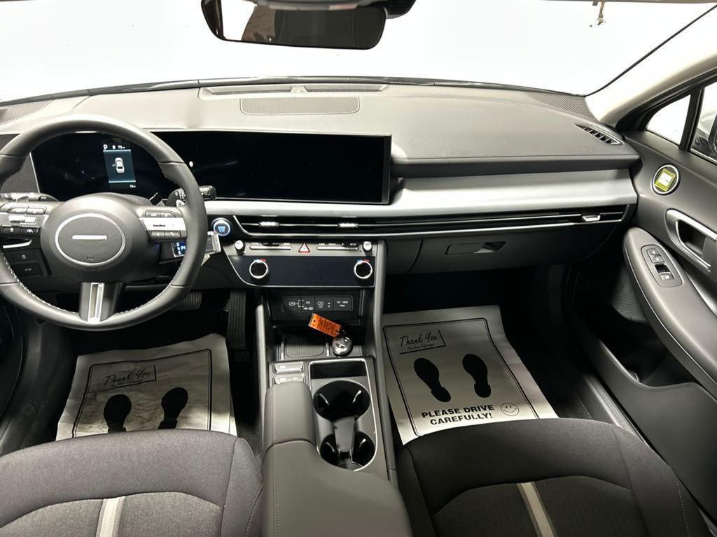 new 2025 Hyundai Sonata Hybrid car, priced at $28,250