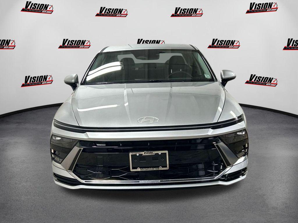 new 2025 Hyundai Sonata Hybrid car, priced at $28,250
