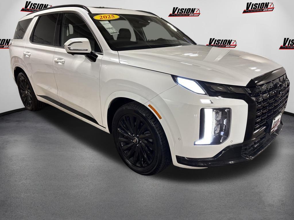 used 2025 Hyundai Palisade car, priced at $39,320