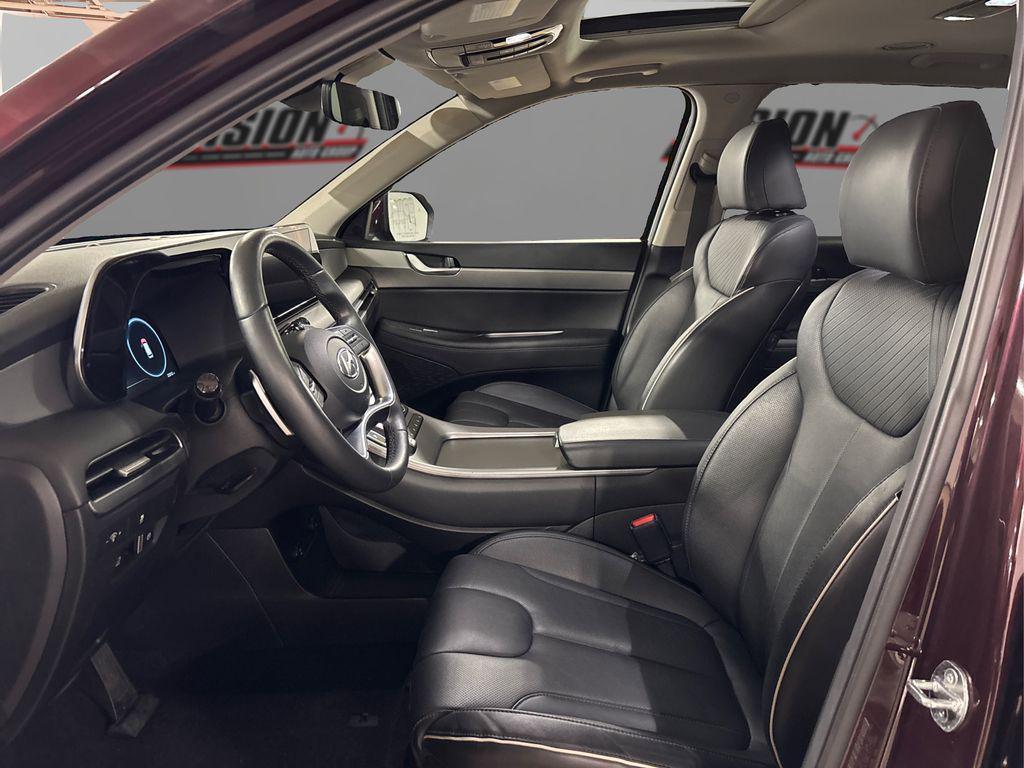 used 2024 Hyundai Palisade car, priced at $34,147