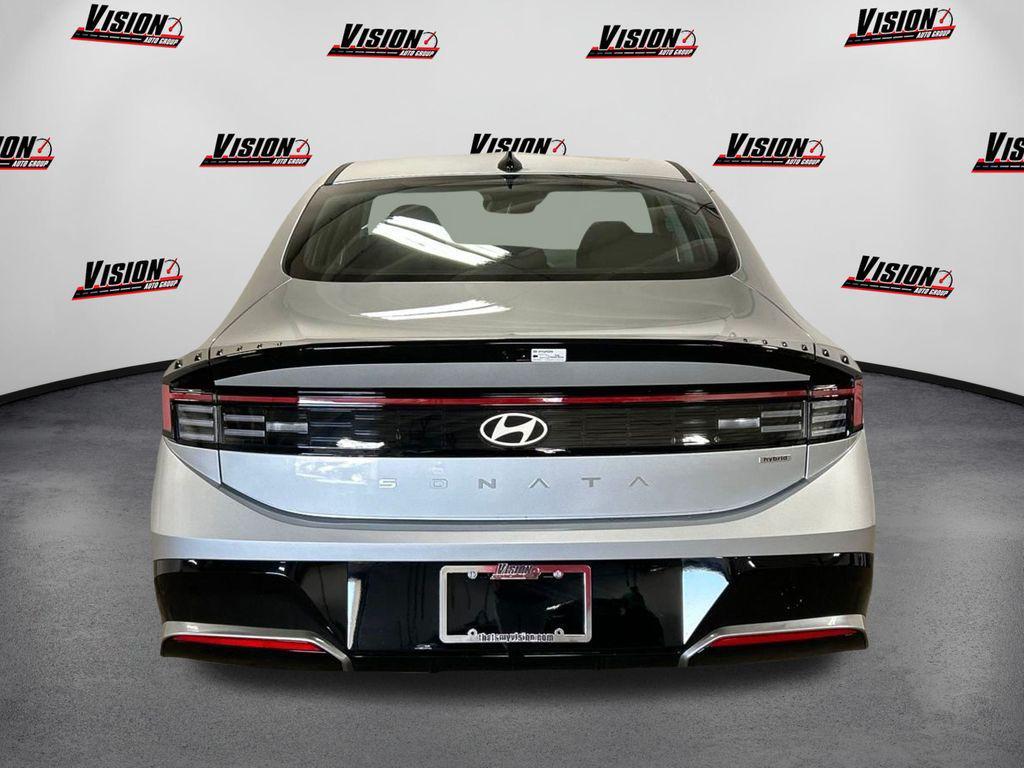 new 2025 Hyundai Sonata Hybrid car, priced at $30,000