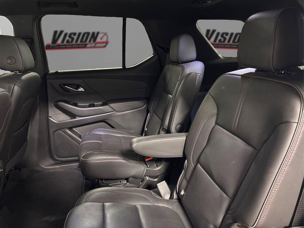 used 2023 Chevrolet Traverse car, priced at $35,930