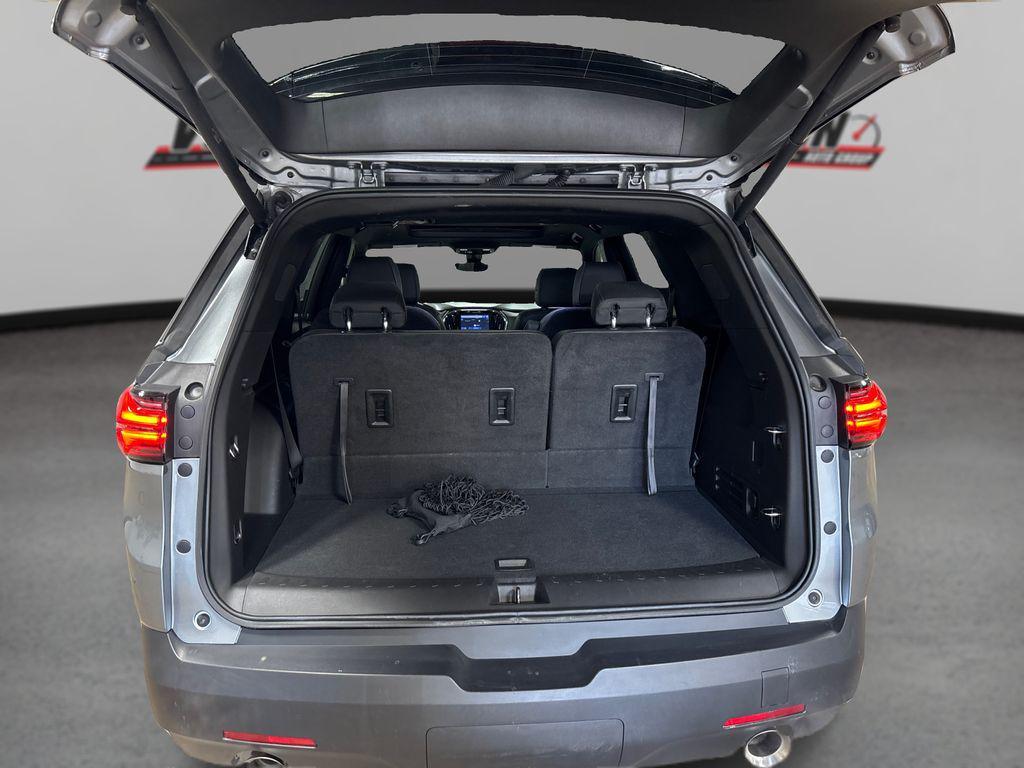 used 2023 Chevrolet Traverse car, priced at $35,930
