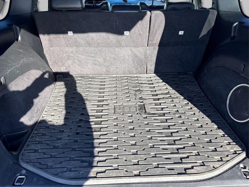 used 2020 Jeep Grand Cherokee car, priced at $16,997