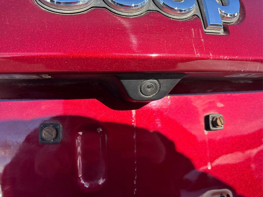 used 2020 Jeep Grand Cherokee car, priced at $16,997