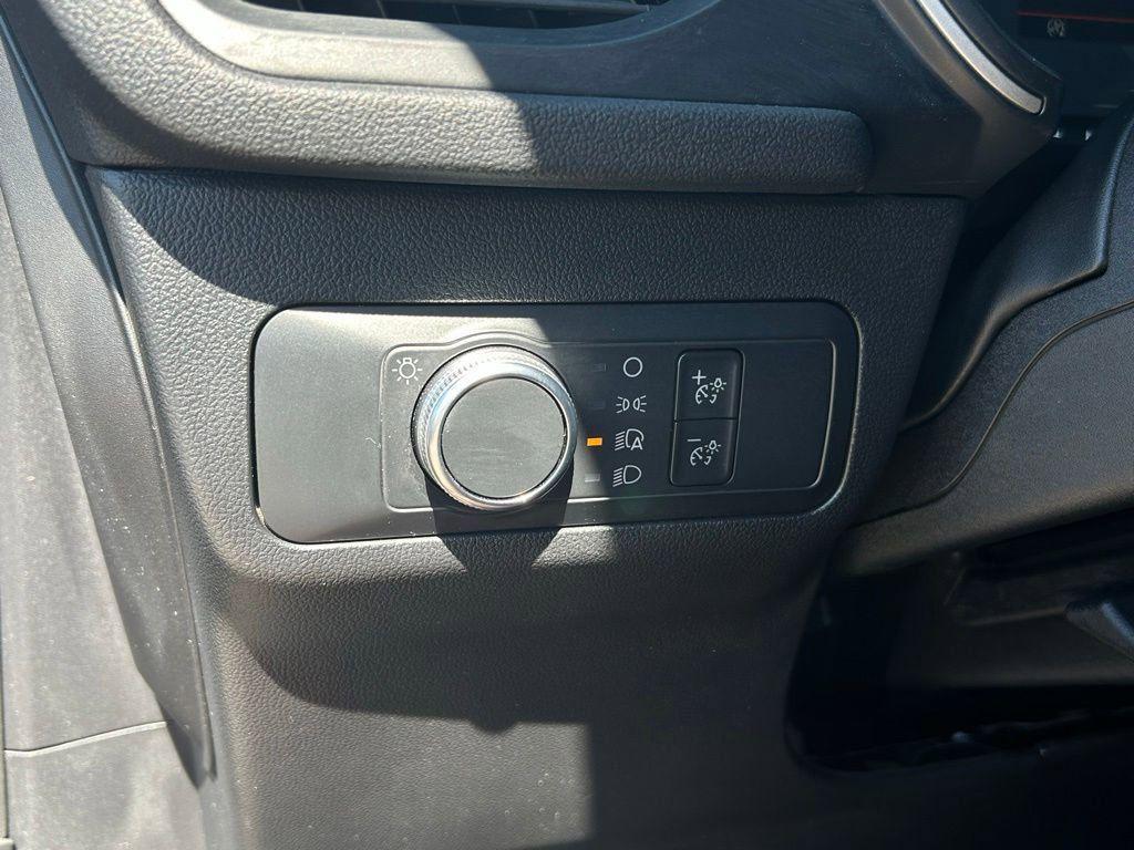 used 2022 Ford Escape car, priced at $21,528