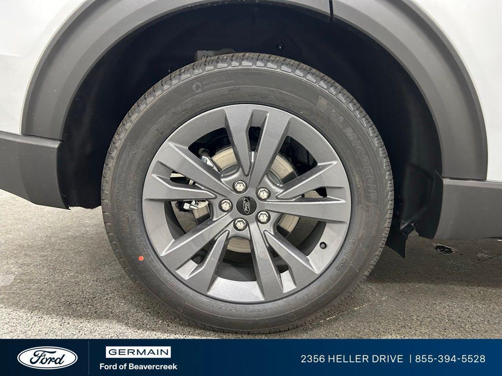 new 2026 Ford Explorer car, priced at $40,175