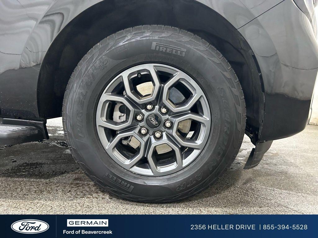 used 2025 Ford Expedition car, priced at $61,431