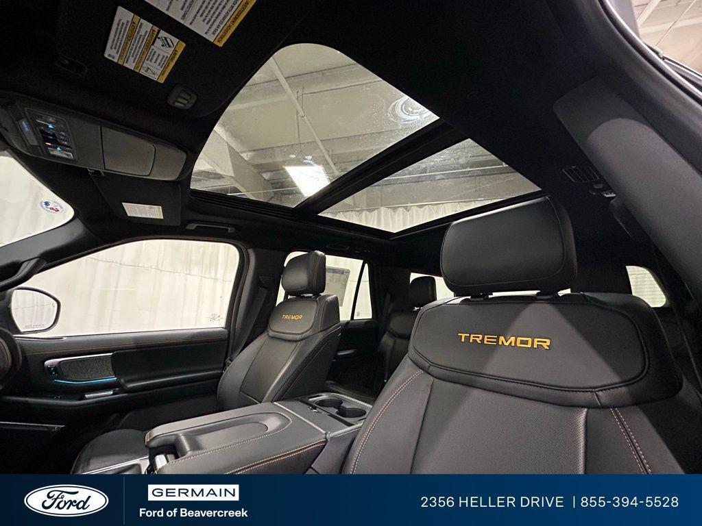 new 2025 Ford Expedition car, priced at $78,459