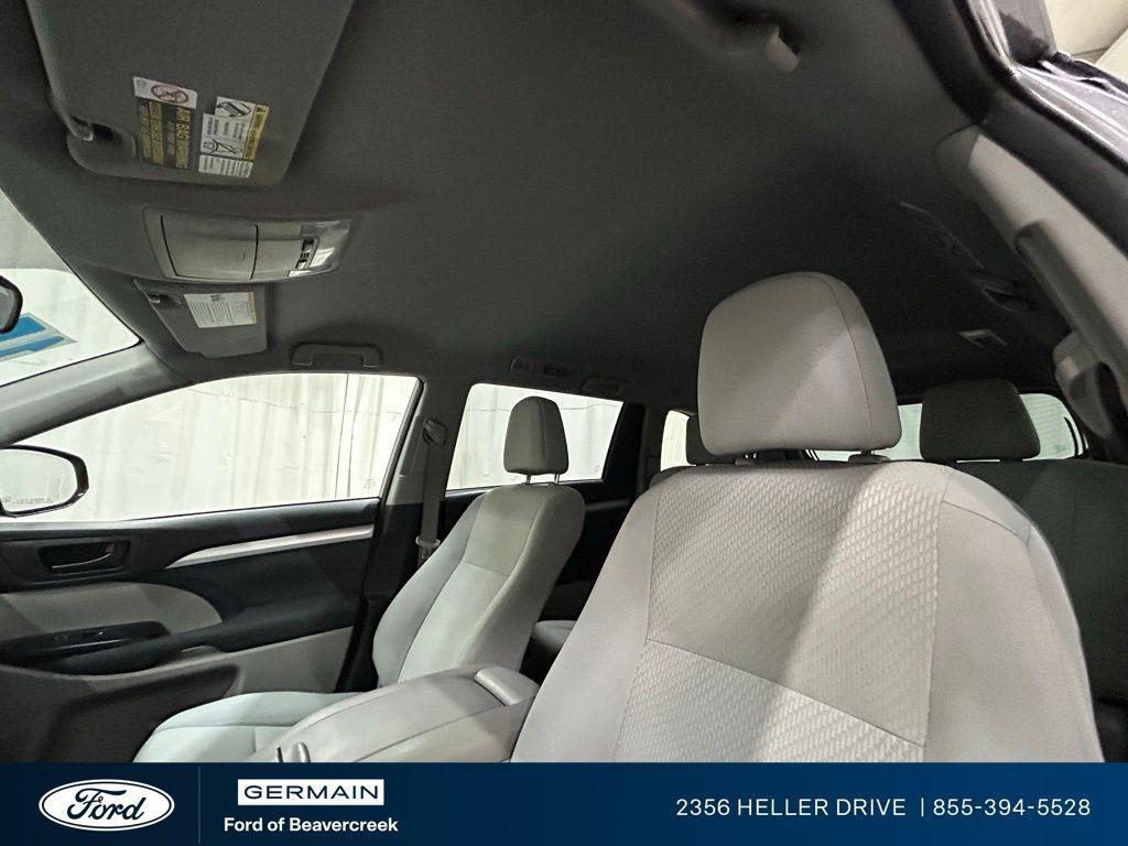 used 2015 Toyota Highlander car, priced at $15,979