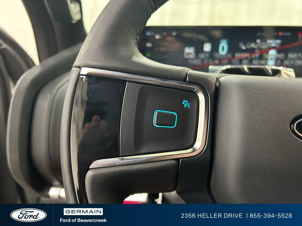 new 2025 Ford Expedition car, priced at $78,379