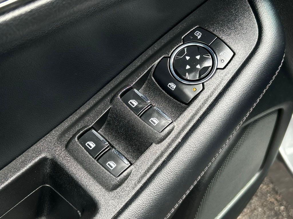 used 2024 Ford Edge car, priced at $28,516