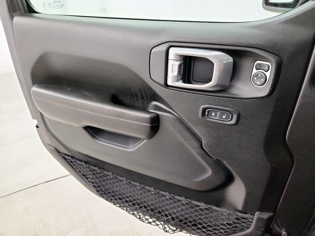 used 2021 Jeep Gladiator car, priced at $24,998