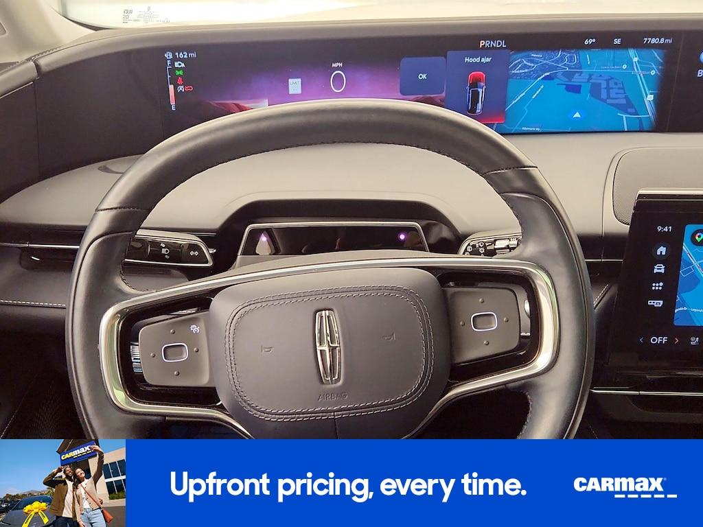 used 2024 Lincoln Nautilus car, priced at $53,998