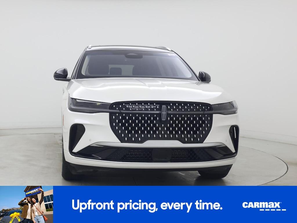 used 2024 Lincoln Nautilus car, priced at $53,998