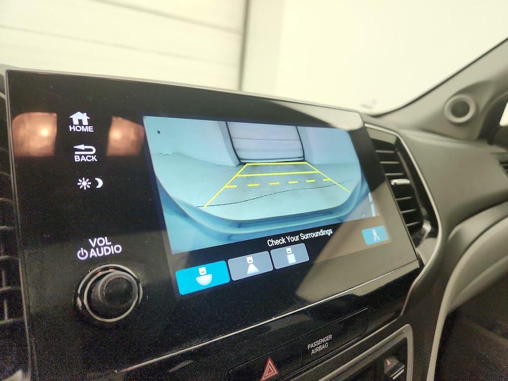 used 2020 Honda Pilot car, priced at $26,998