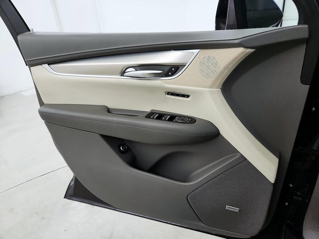 used 2017 Cadillac XT5 car, priced at $21,998