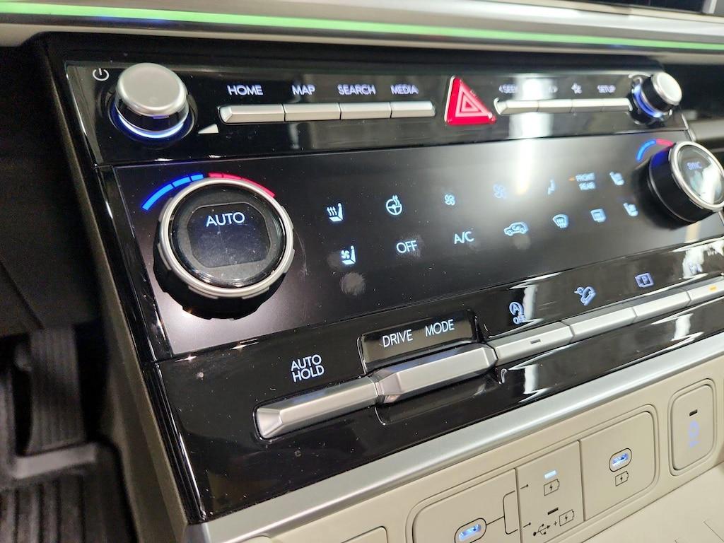 used 2024 Hyundai Santa Fe car, priced at $40,998