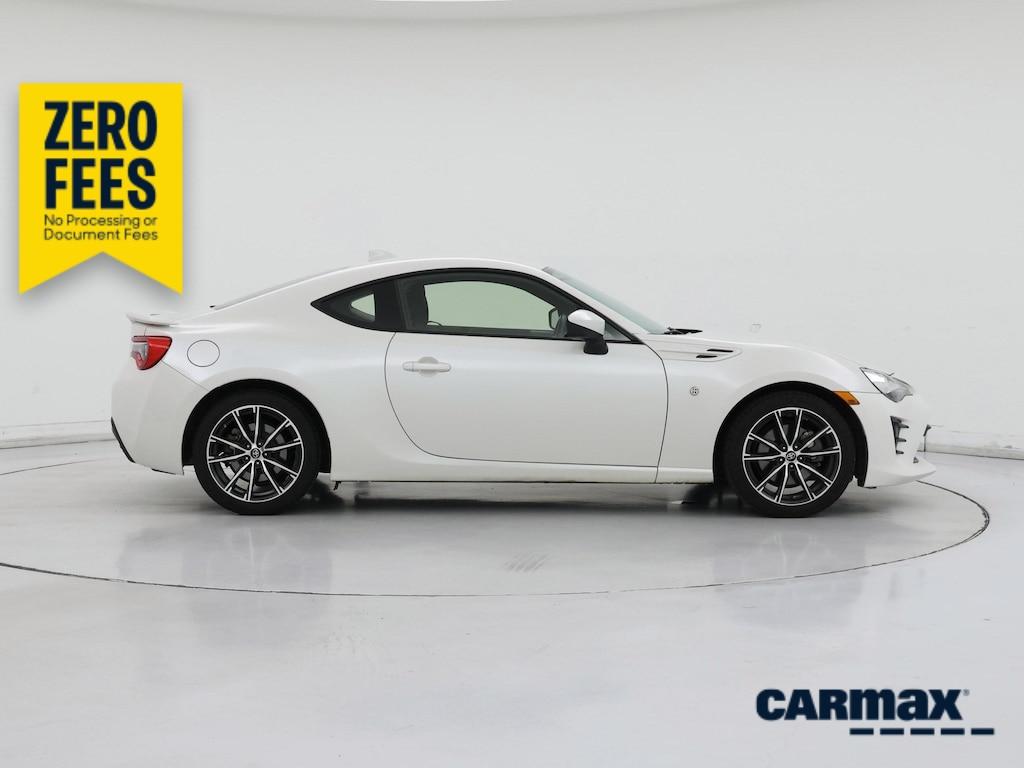 used 2017 Toyota 86 car, priced at $23,998