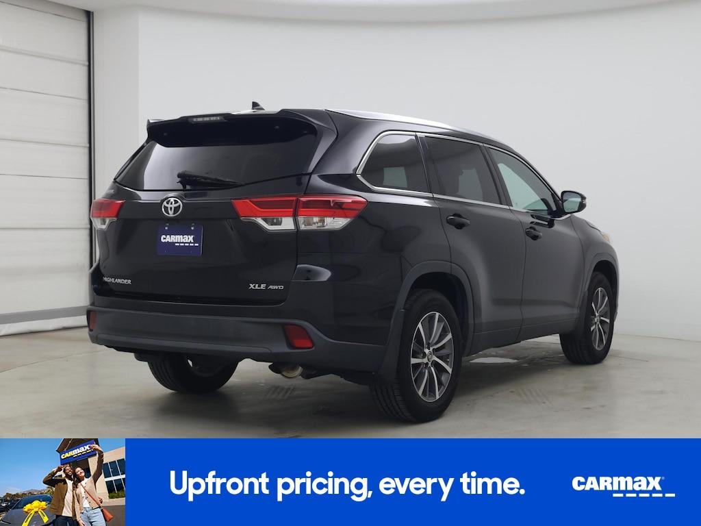 used 2019 Toyota Highlander car, priced at $27,998