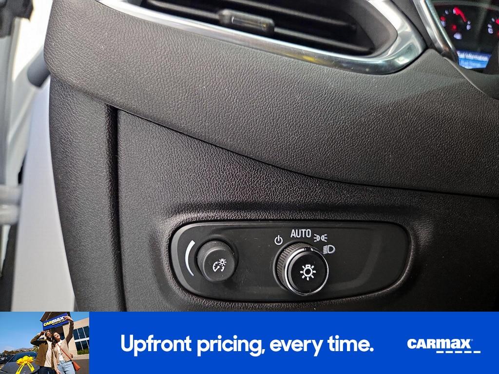 used 2024 Chevrolet Equinox car, priced at $21,998