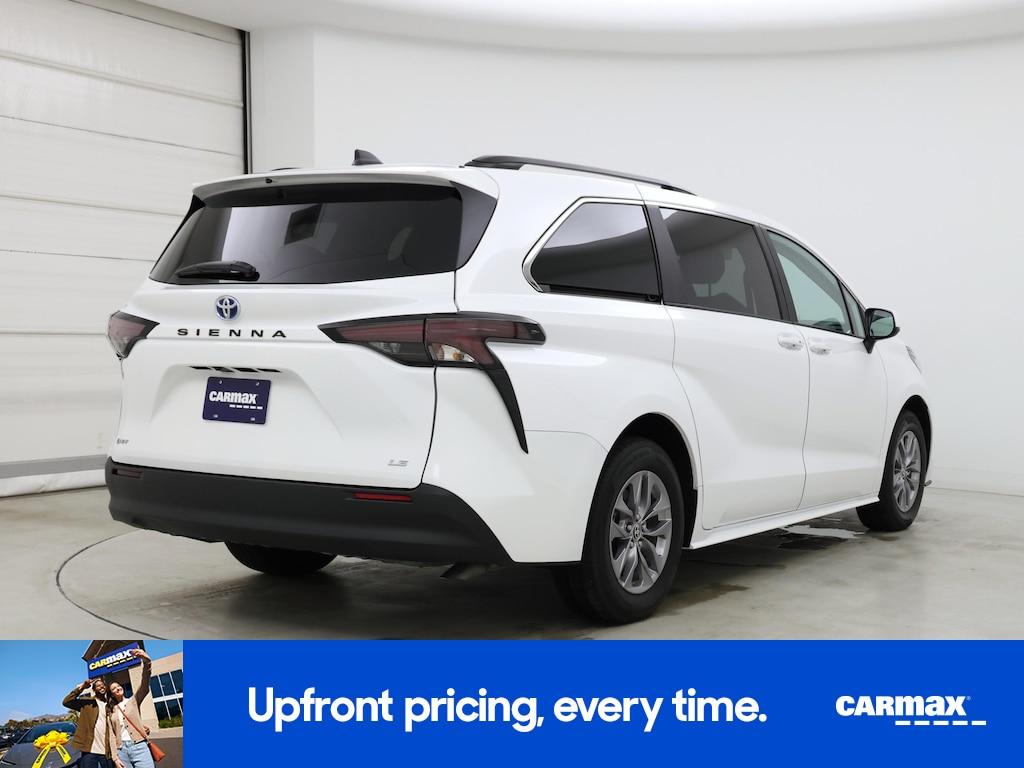 used 2025 Toyota Sienna car, priced at $45,998
