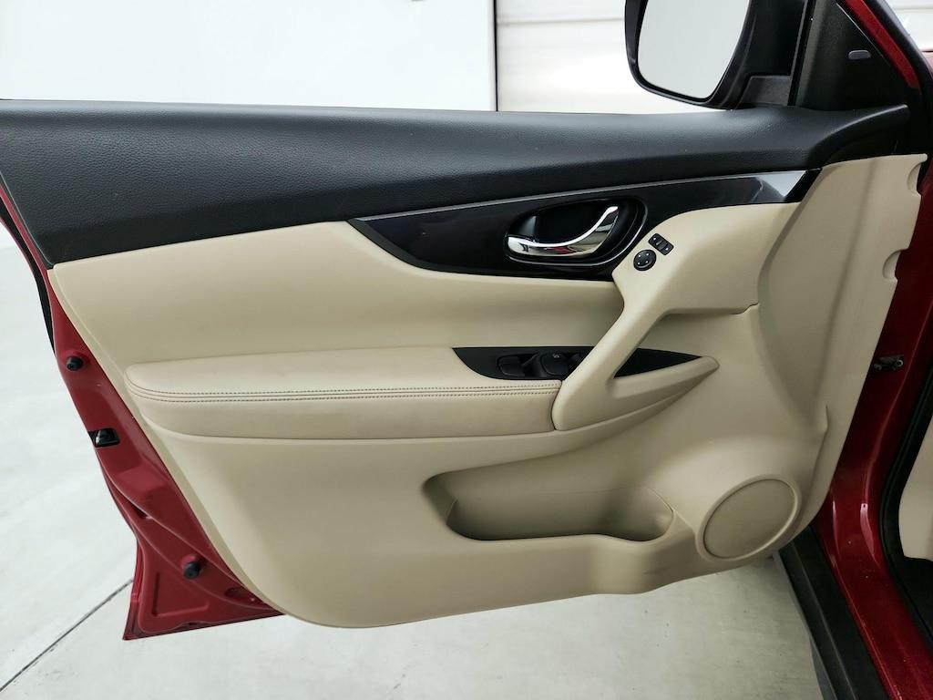 used 2017 Nissan Rogue car, priced at $13,599