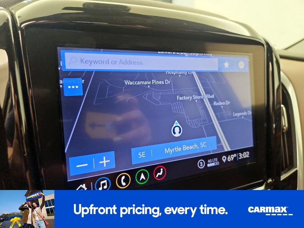 used 2020 Chevrolet Traverse car, priced at $31,998