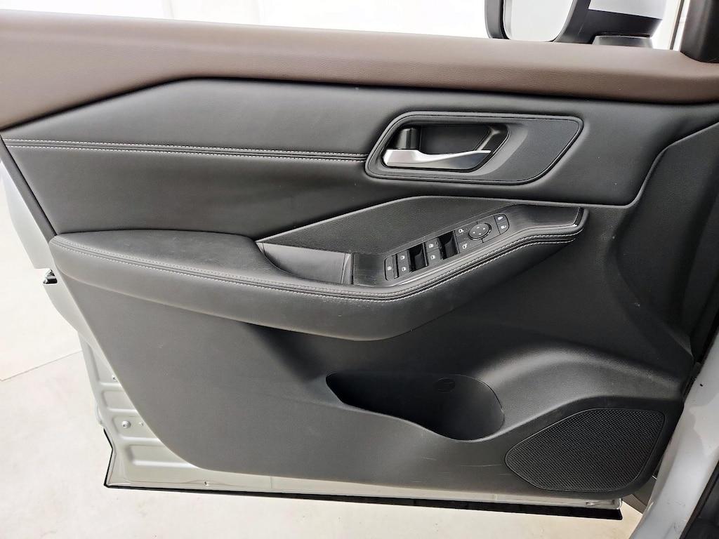 used 2023 Nissan Rogue car, priced at $23,998