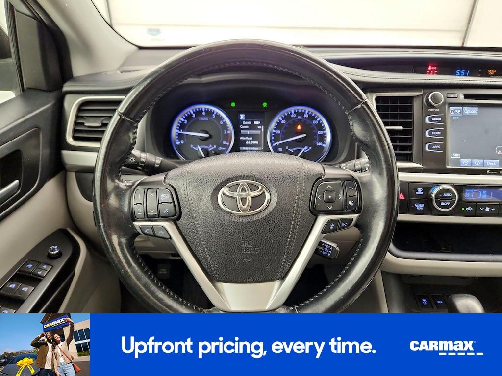 used 2019 Toyota Highlander car, priced at $22,998