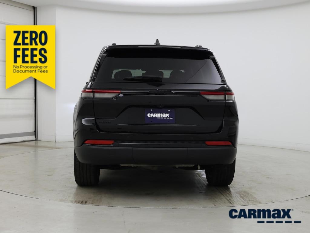 used 2023 Jeep Grand Cherokee car, priced at $32,998
