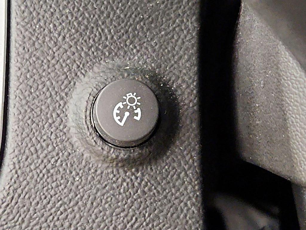 used 2016 Chevrolet Equinox car, priced at $13,599