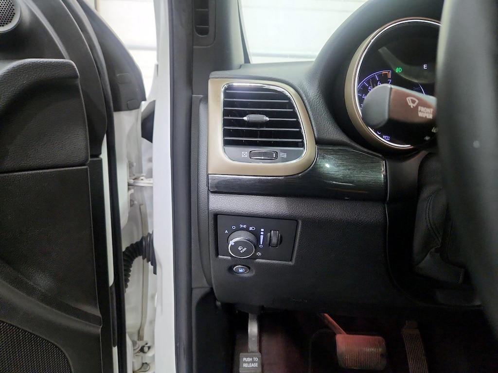 used 2016 Jeep Grand Cherokee car, priced at $20,998