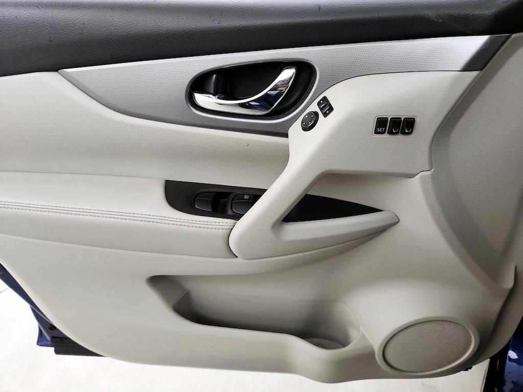 used 2020 Nissan Rogue Sport car, priced at $18,998