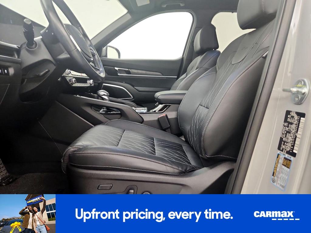 used 2024 Kia Telluride car, priced at $42,998