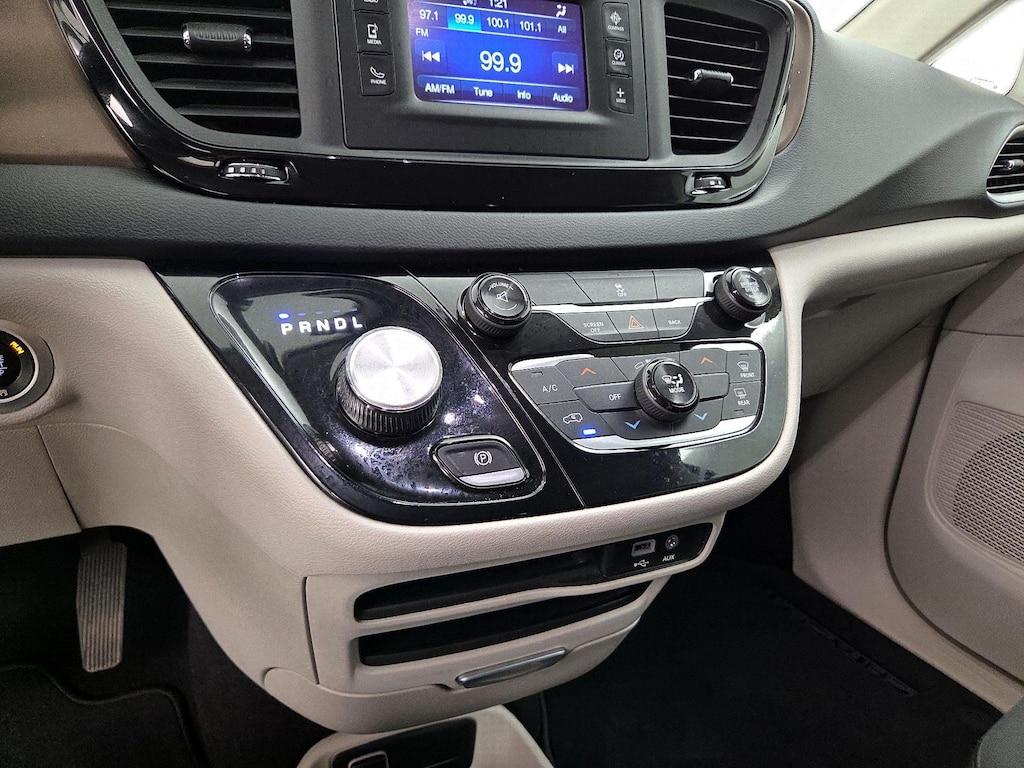 used 2017 Chrysler Pacifica car, priced at $18,998