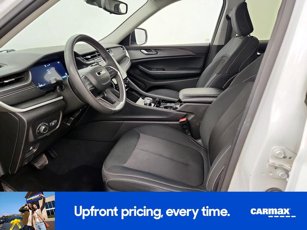used 2023 Jeep Grand Cherokee car, priced at $27,998