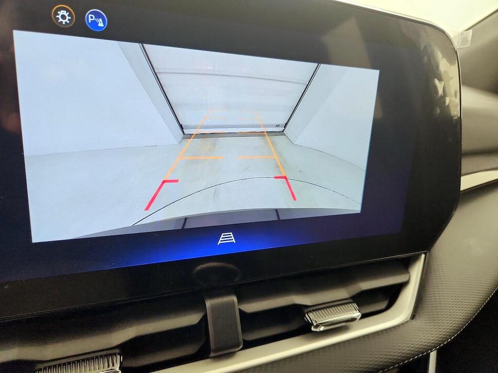 used 2025 Chevrolet Equinox car, priced at $27,998