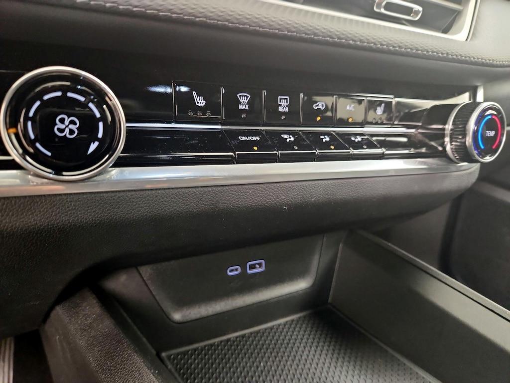 used 2025 Chevrolet Equinox car, priced at $27,998