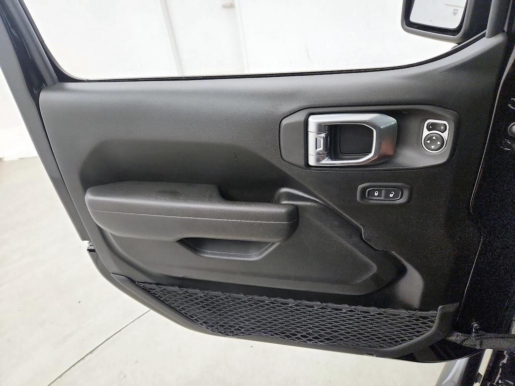 used 2022 Jeep Wrangler car, priced at $34,998
