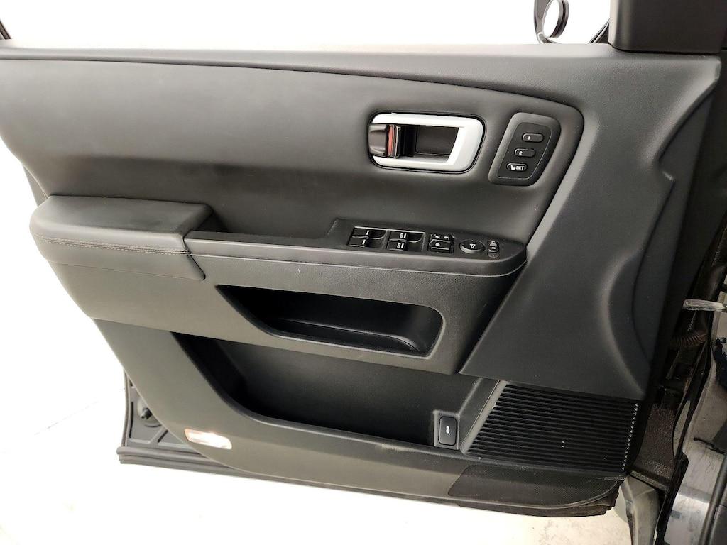 used 2015 Honda Pilot car, priced at $17,998