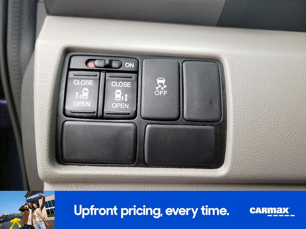 used 2016 Honda Odyssey car, priced at $18,998