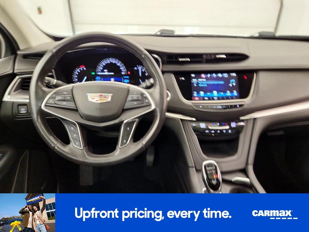 used 2017 Cadillac XT5 car, priced at $21,998