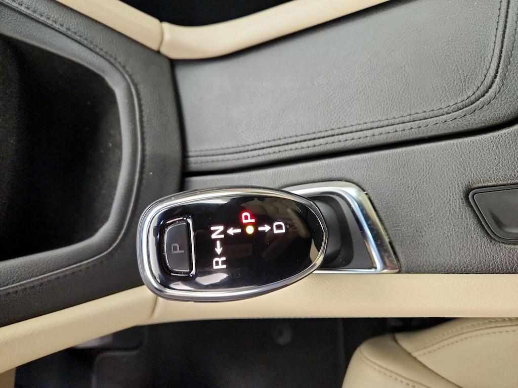 used 2017 Cadillac XT5 car, priced at $17,998
