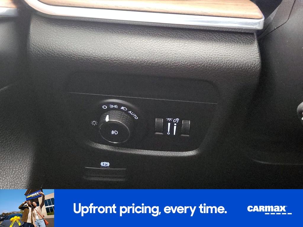 used 2024 Jeep Grand Cherokee L car, priced at $45,998